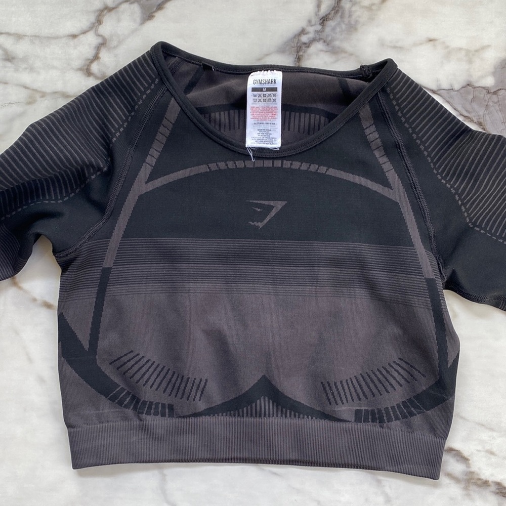 Gymshark Black Crop Top- medium